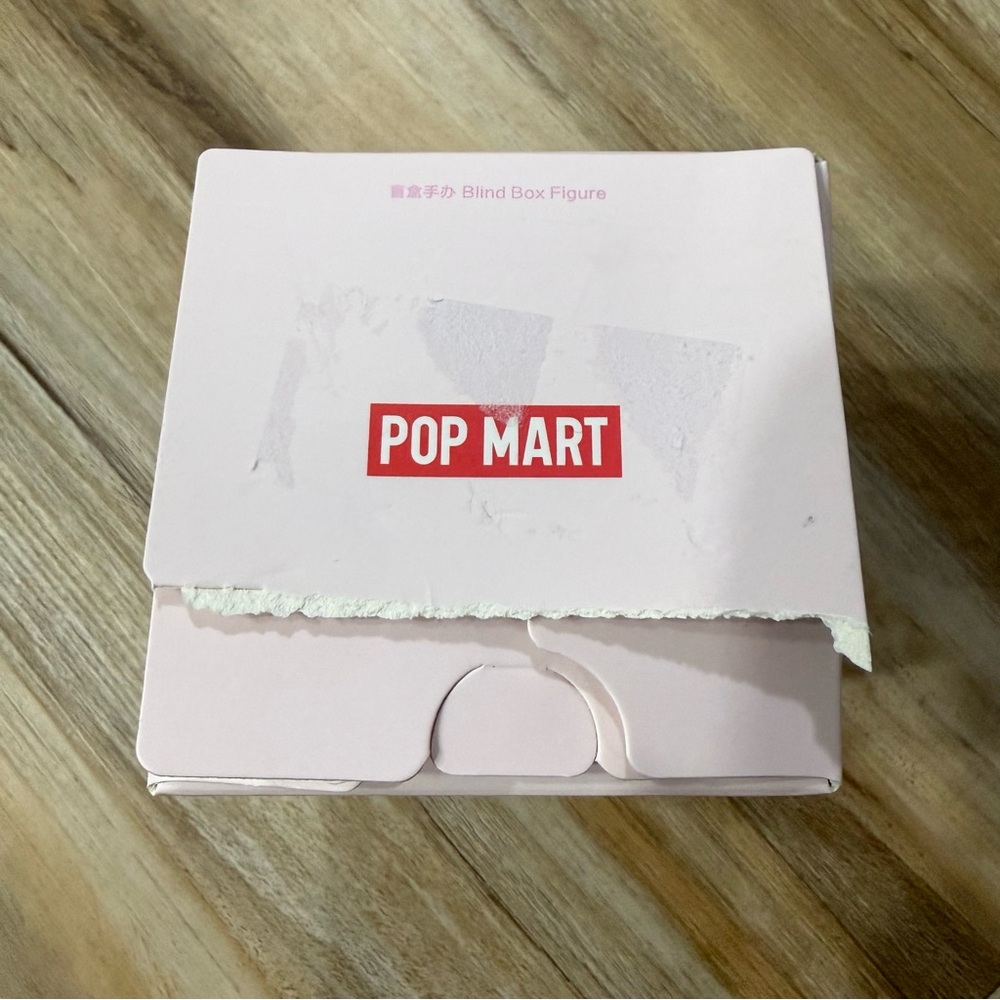 Lazy Yoga LAY DOWN - Pop Mart The Monsters 100% Authentic - Picture 6 of 11